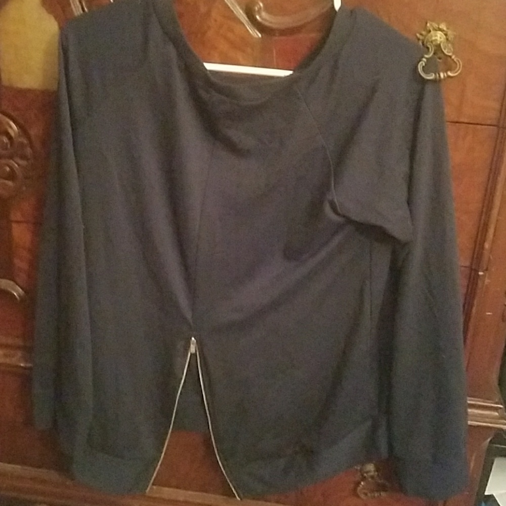 Back Zip Pullover - Picture 2 of 3