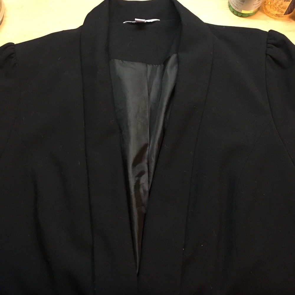 GORGEOUS Woman's Blazer