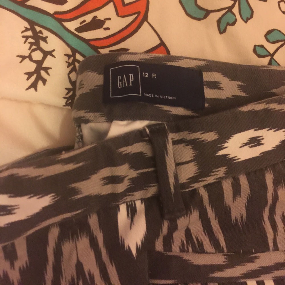 Slim Fit Patterned Pants - Picture 2 of 3