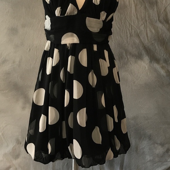 Marylin Monroe style dress. B & W  polka dot. - Picture 2 of 4