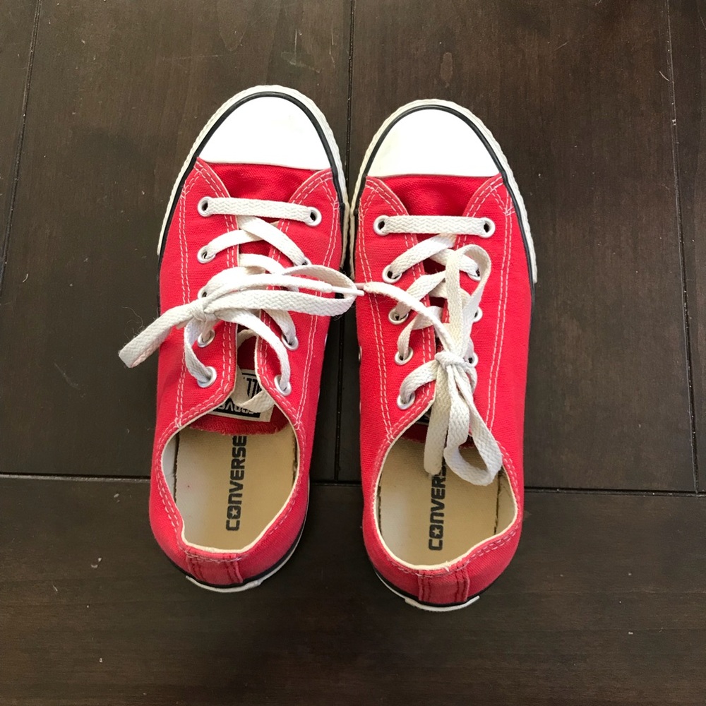 Red converse