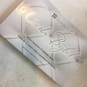 Carli Bybel Palette BH Cosmetics