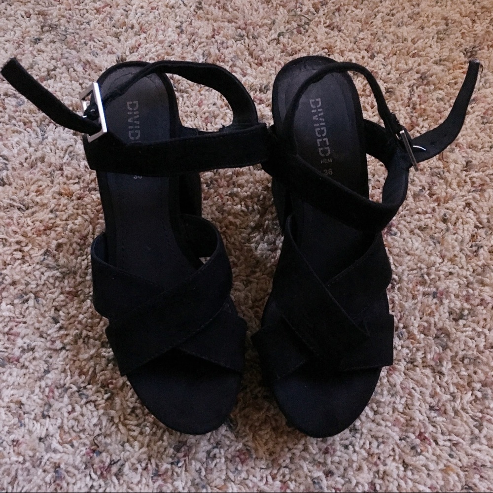 Velvet / velour Shoes