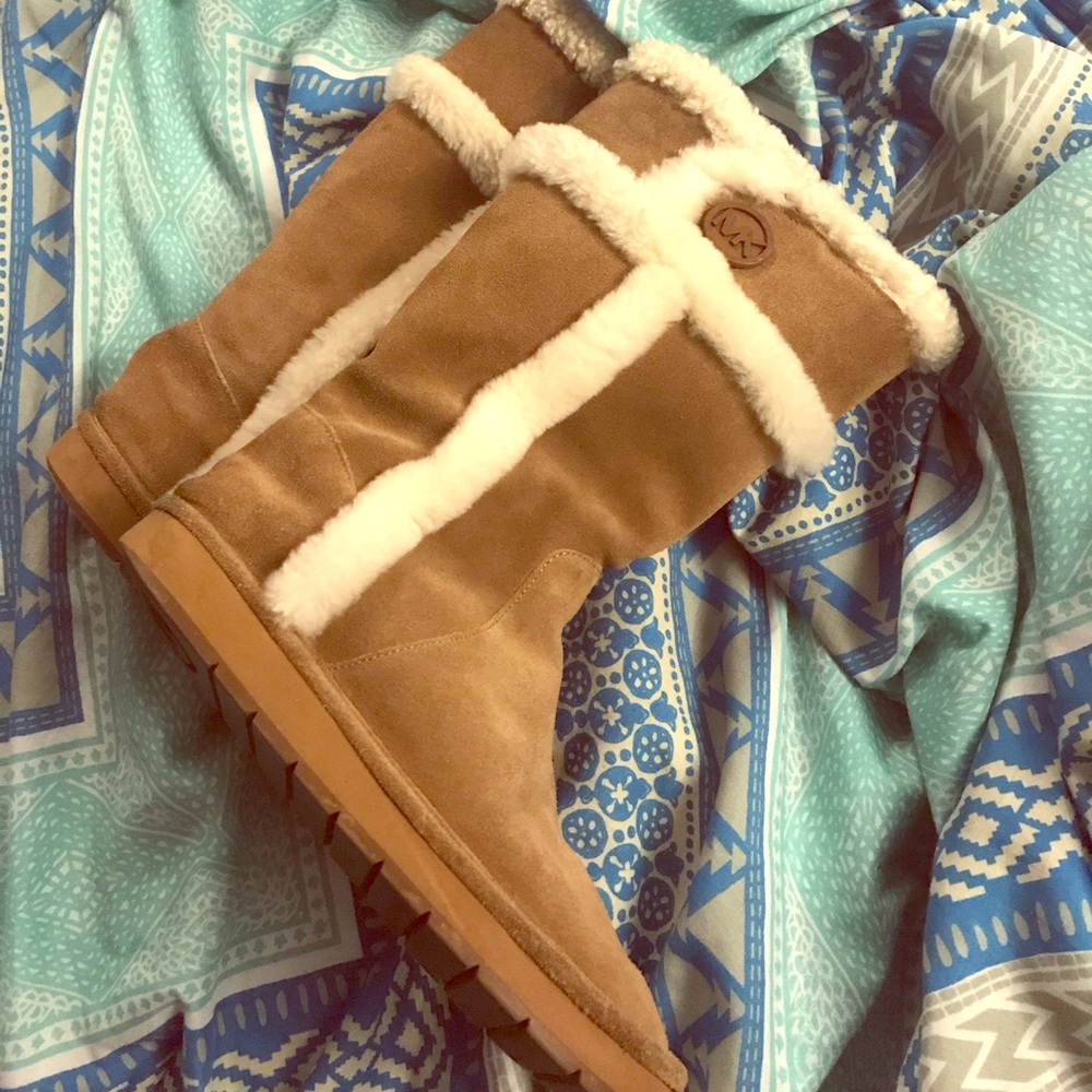 Michael kor ugg style boots