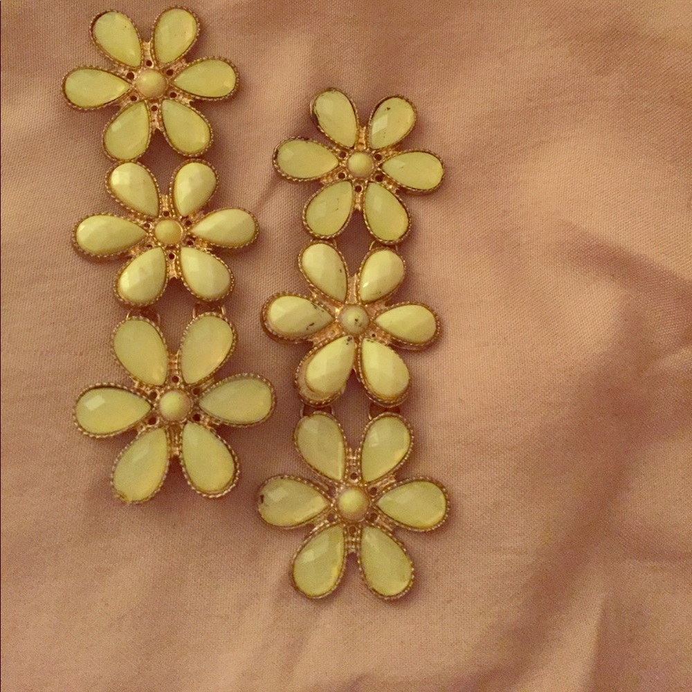 Yellow dangling earrings