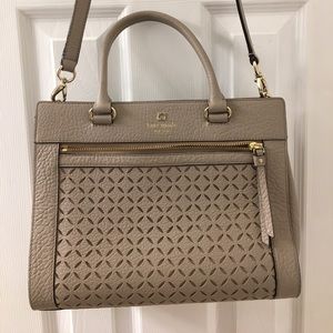 Kate Spade ♠️ laser cut cross body