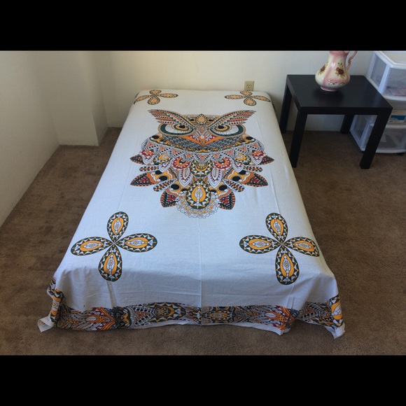 Big owl wall bed spread nursery decor handmade🎁 - Picture 2 of 3