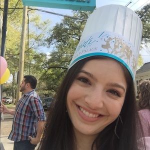 Meet your Posher, Jessica