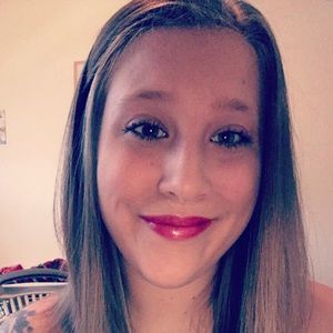 Meet your Posher, Keri