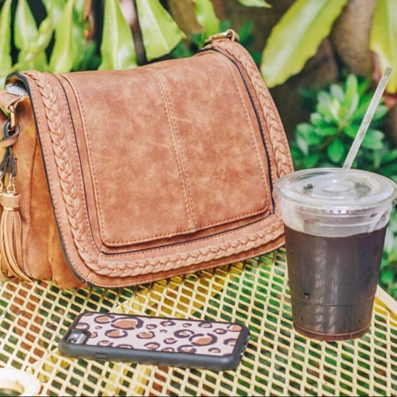 Free People Handbags - 🎉HOST PICK🎉Free People Kourtney Bag