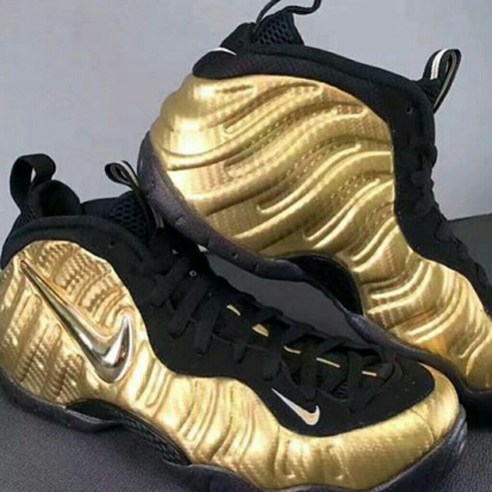 Metallic Gold Foams