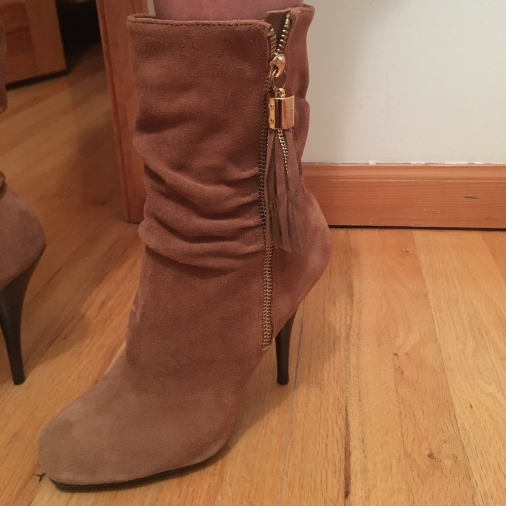 MK Booties - Picture 3 of 4