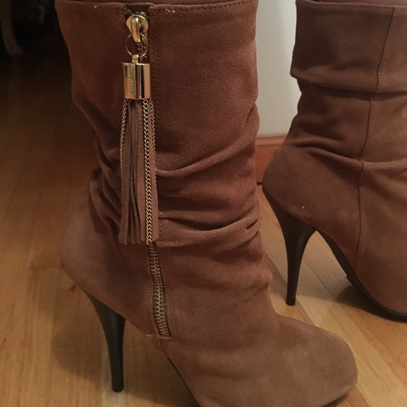 MK Booties - Picture 2 of 4