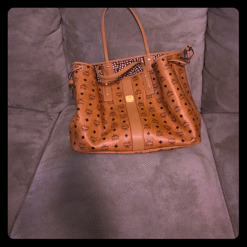 MCM Large Liz Reversible Tote