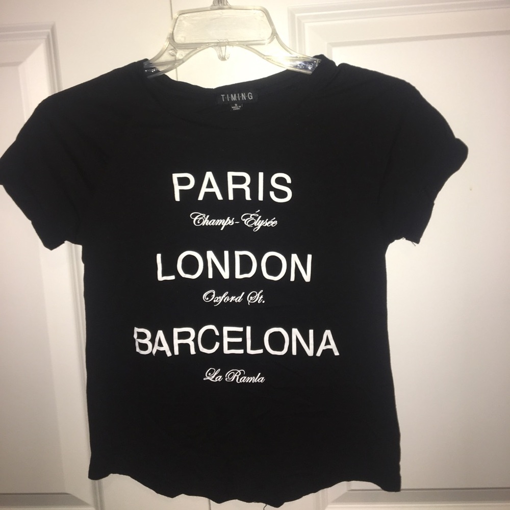graphic tee