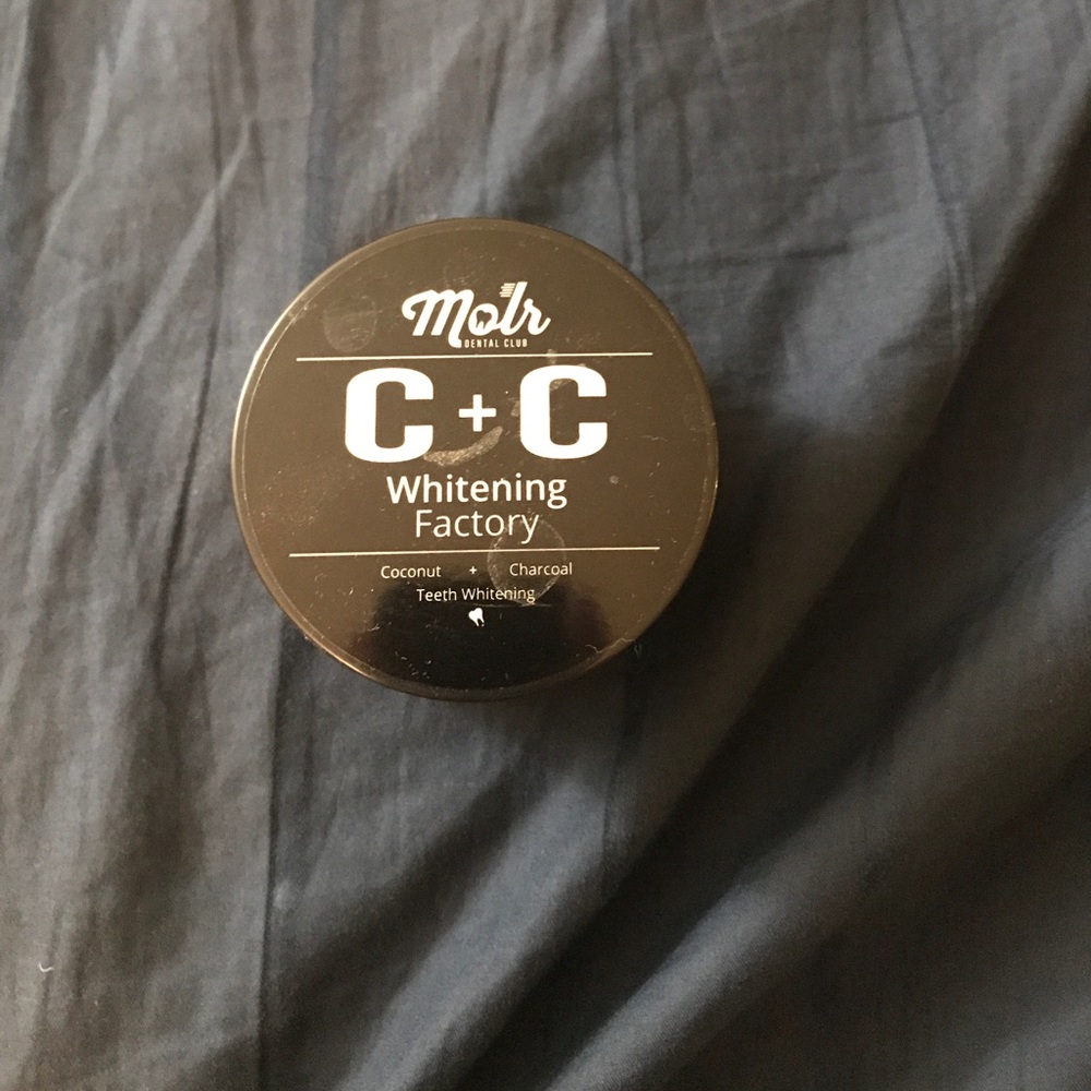 Brand new Molr Charcoal teeth whitener