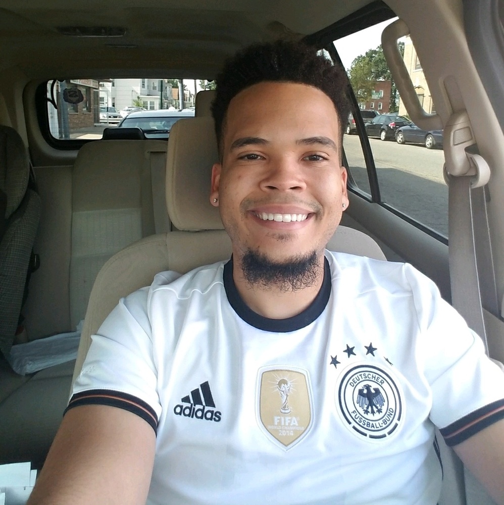 Meet your Posher, Kyle