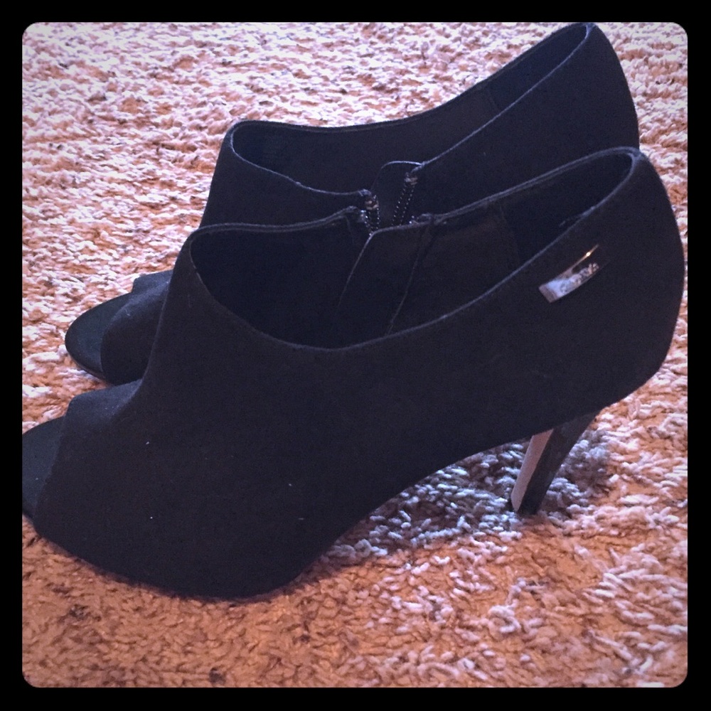 Calvin Klein size 9 open toe booties
