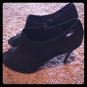 Calvin Klein size 9 open toe booties