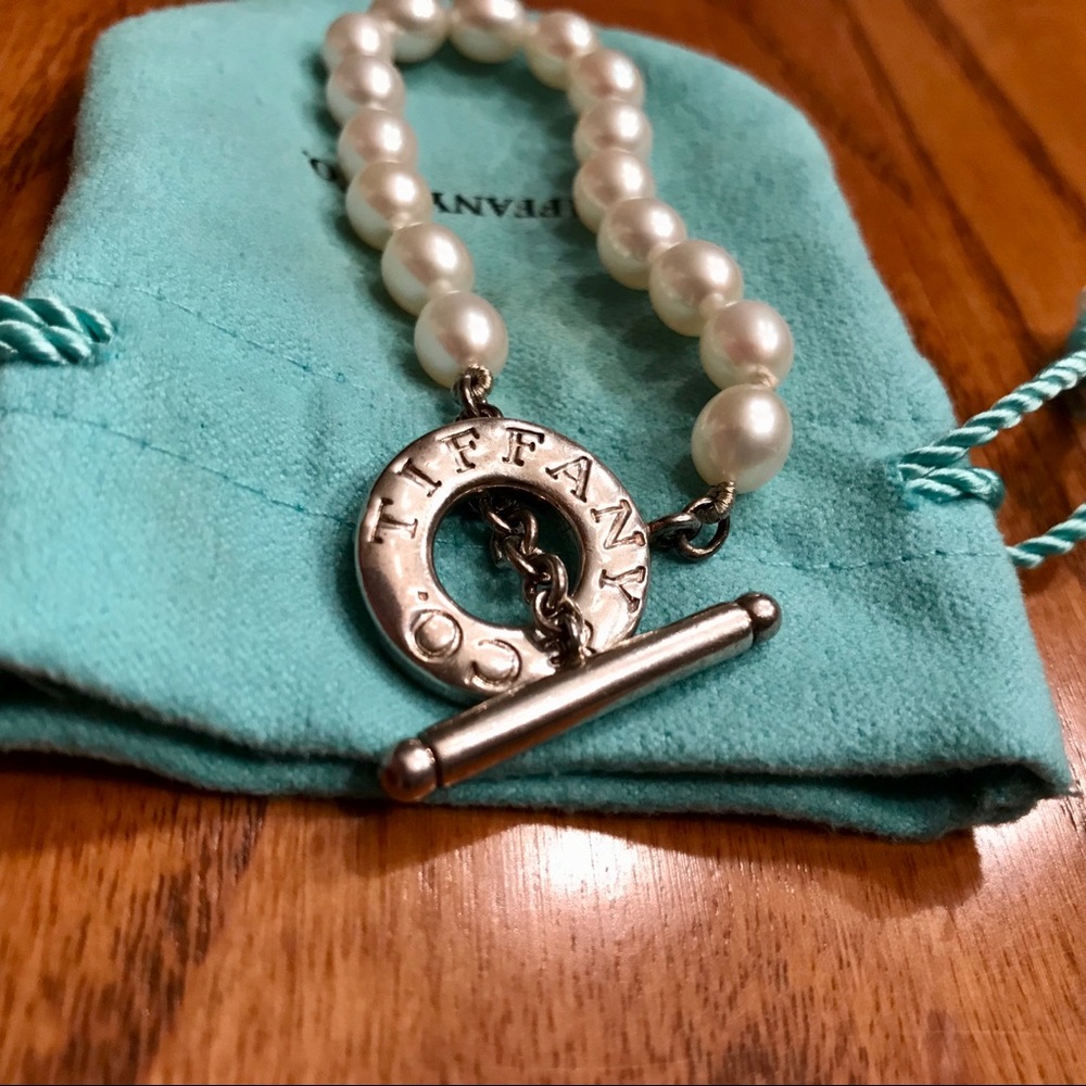 Tiffany & Co. Pearl Toggle Bracelet