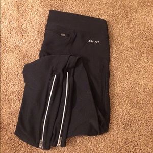 Nike dri-fit running pant. XS