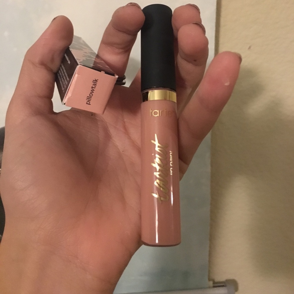 tarte lip paint in "pillowtalk"