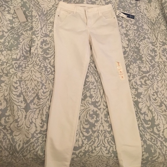 Old Navy Rockstar Mid-rise Jeans (Super Skinny) - Picture 1 of 1