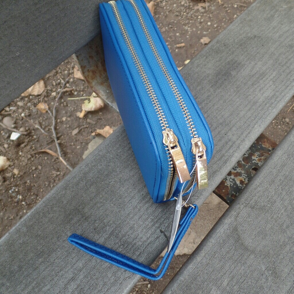 🤩Blue wallet - Picture 2 of 3