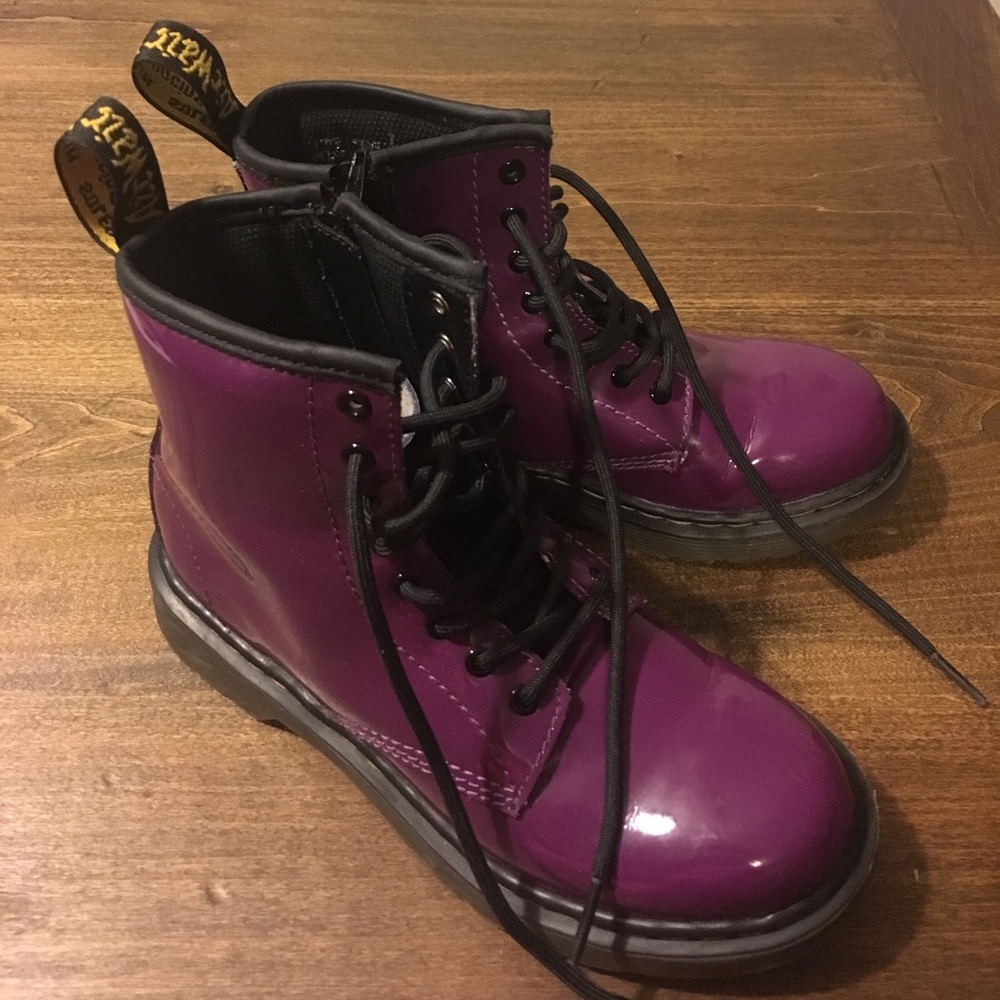 Dr. Martens Delaney