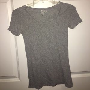 Grey t-shirt