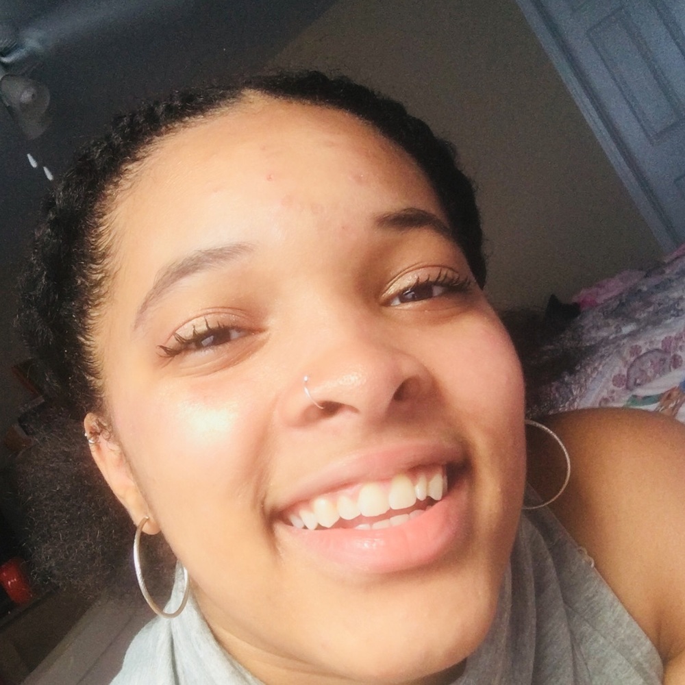 Meet your Posher, Janelle