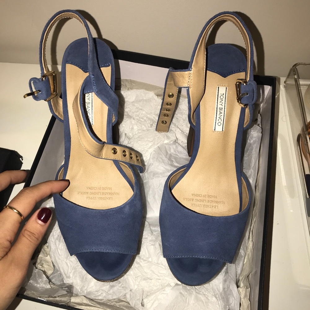 Pristine! Tony Bianco Blue Platform Sz 8.5