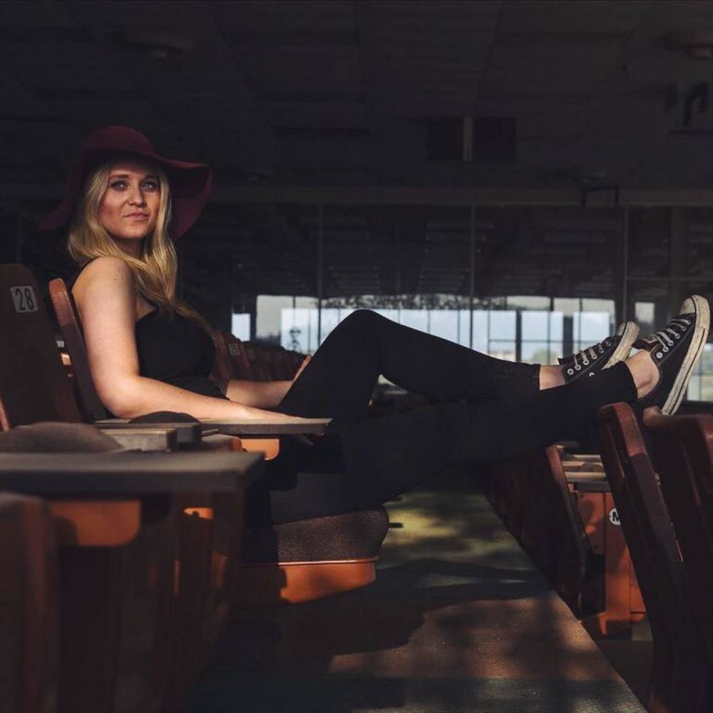 Meet your Posher, Abby