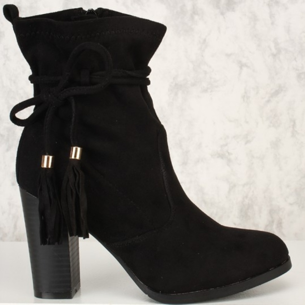 NEW Black Zipper Tassel Chunky Heel Booties