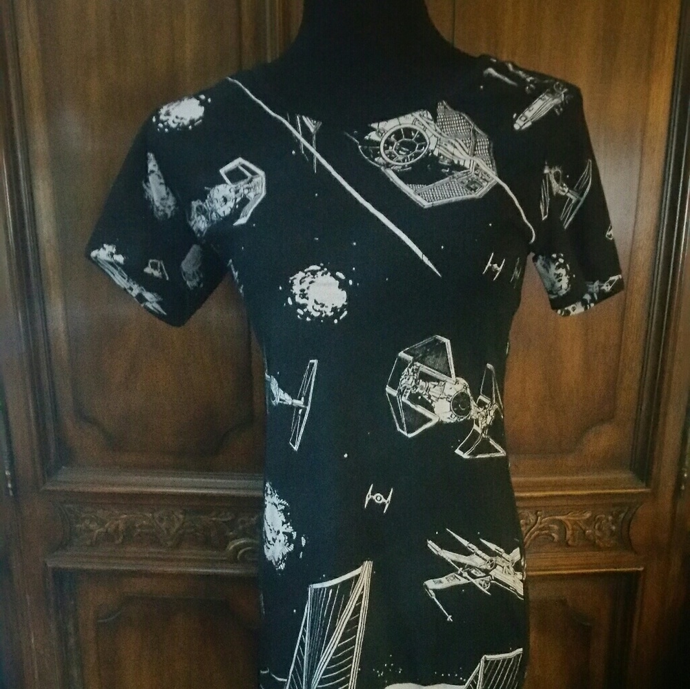 Star war tie fighter dress size s/m