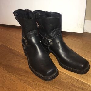 Black leather frye boots