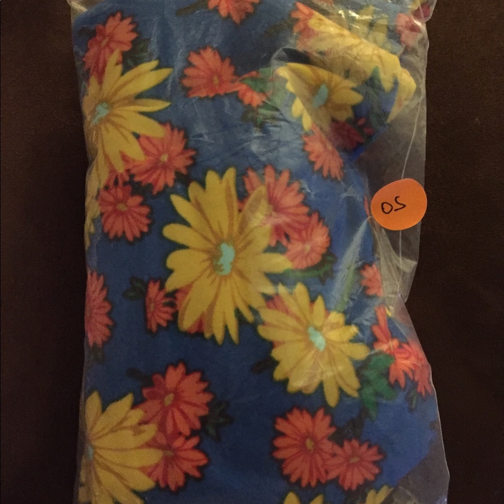 🌼SPRING🌼OS LuLaRoe leggings NWT🍀 - Picture 2 of 2