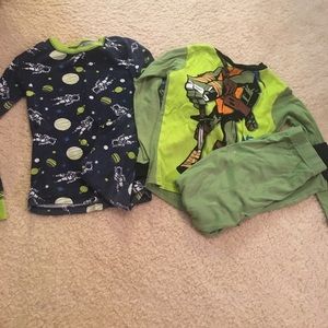 Lot of 2 pajamas
