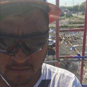 Meet your Posher, Marcos