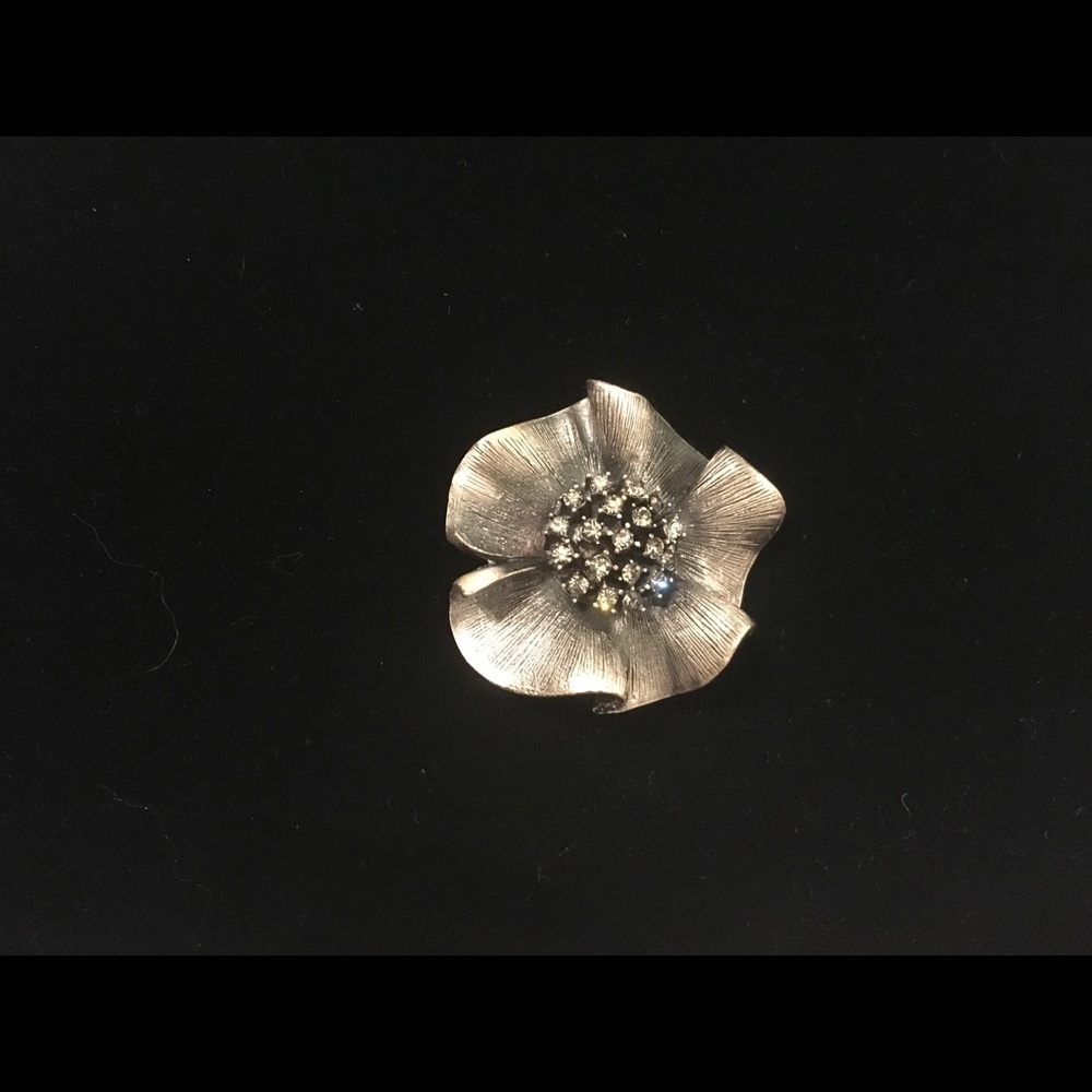 Premier Designs brooch