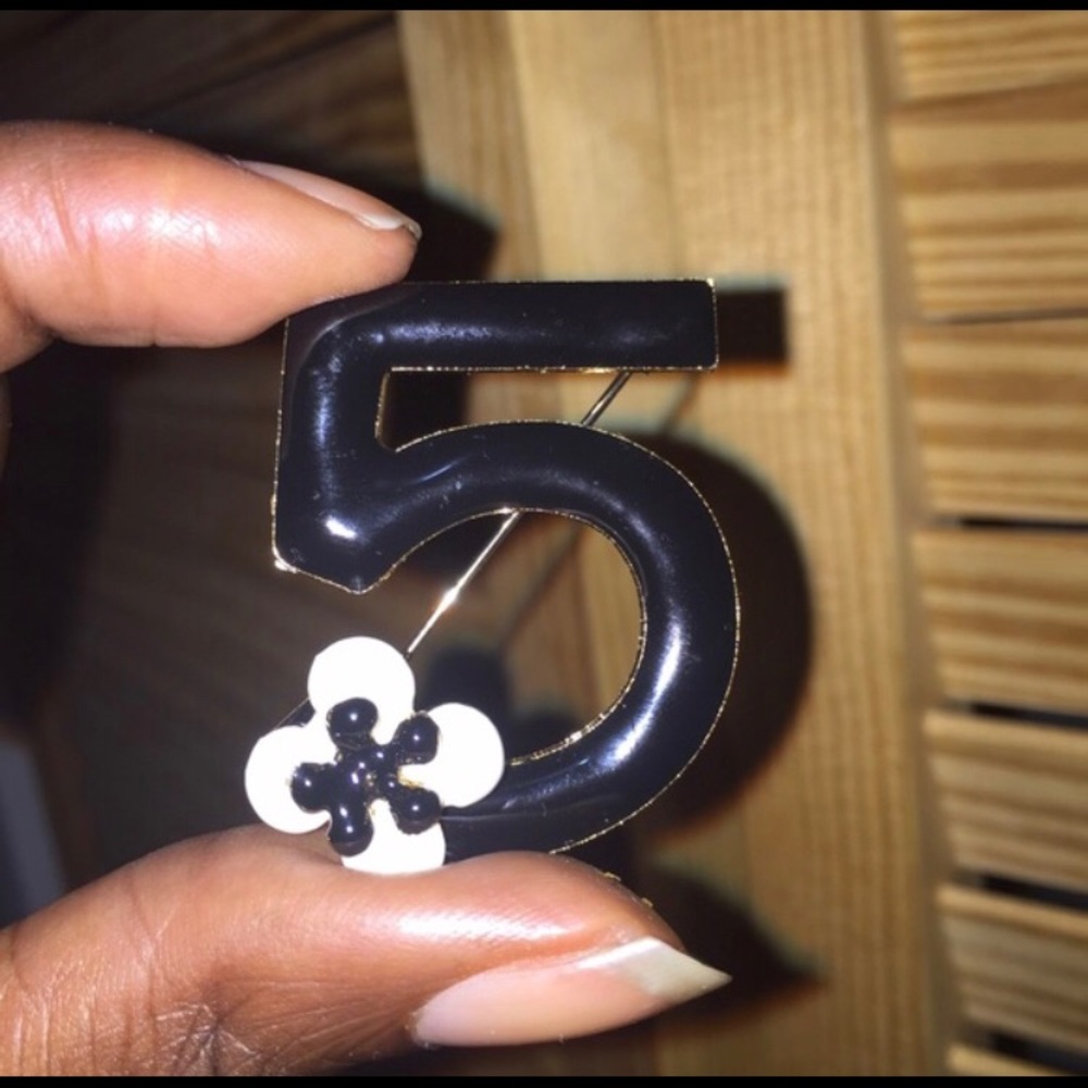 NEW! Fashion #5 Brooch