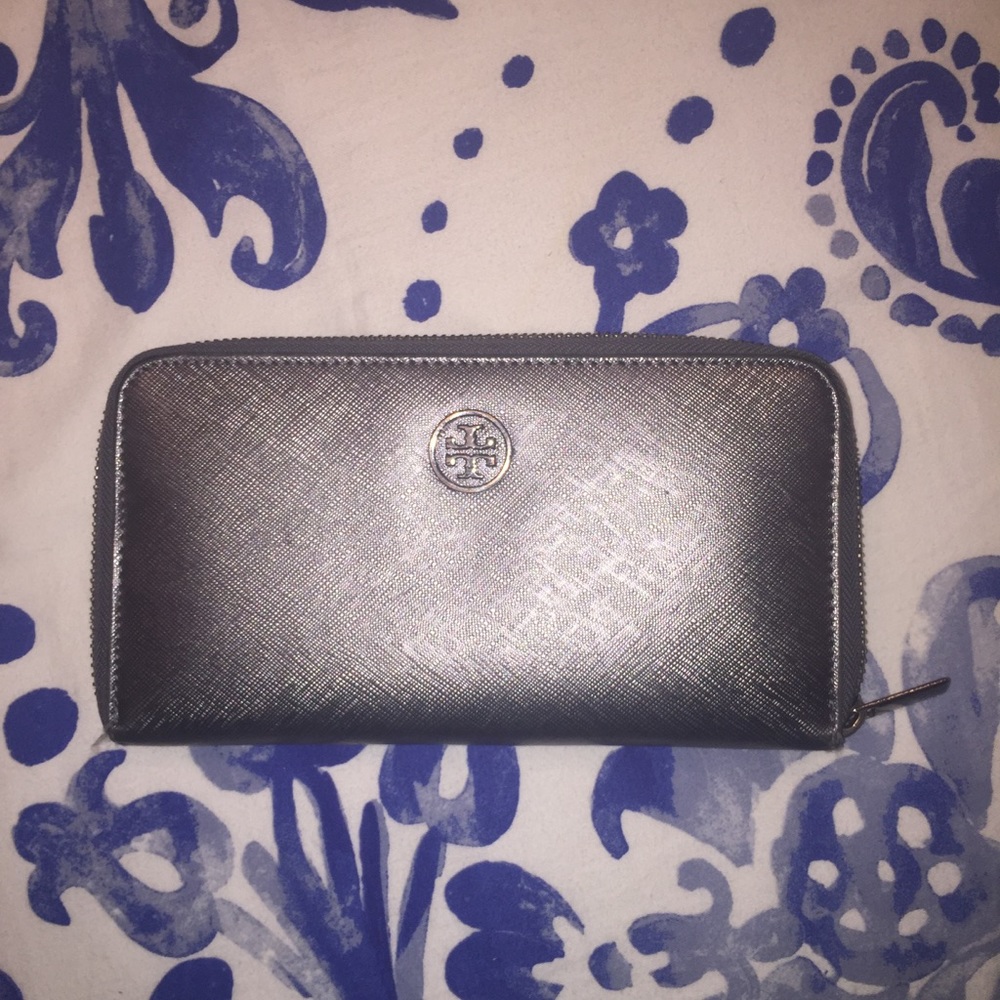 Tory Burch Silver Metallic Saffiano Wallet