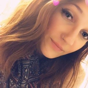 Meet your Posher, Casey