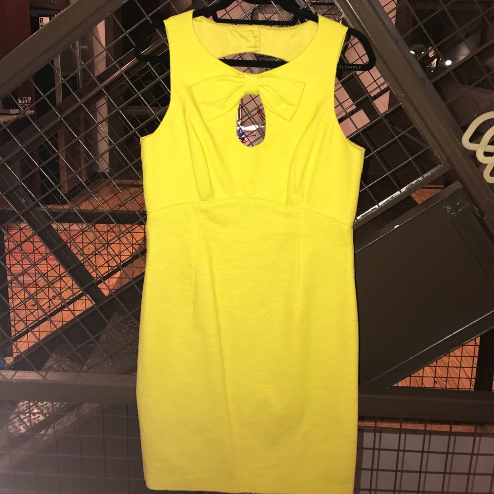 Trina Turk - worn twice! Yellow Bow Tie Sheath