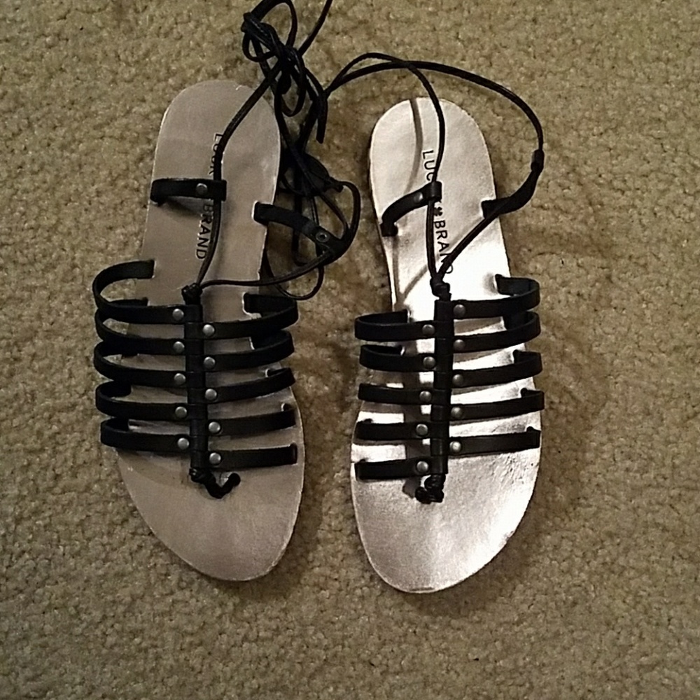 Lucky brand size 7 sandals