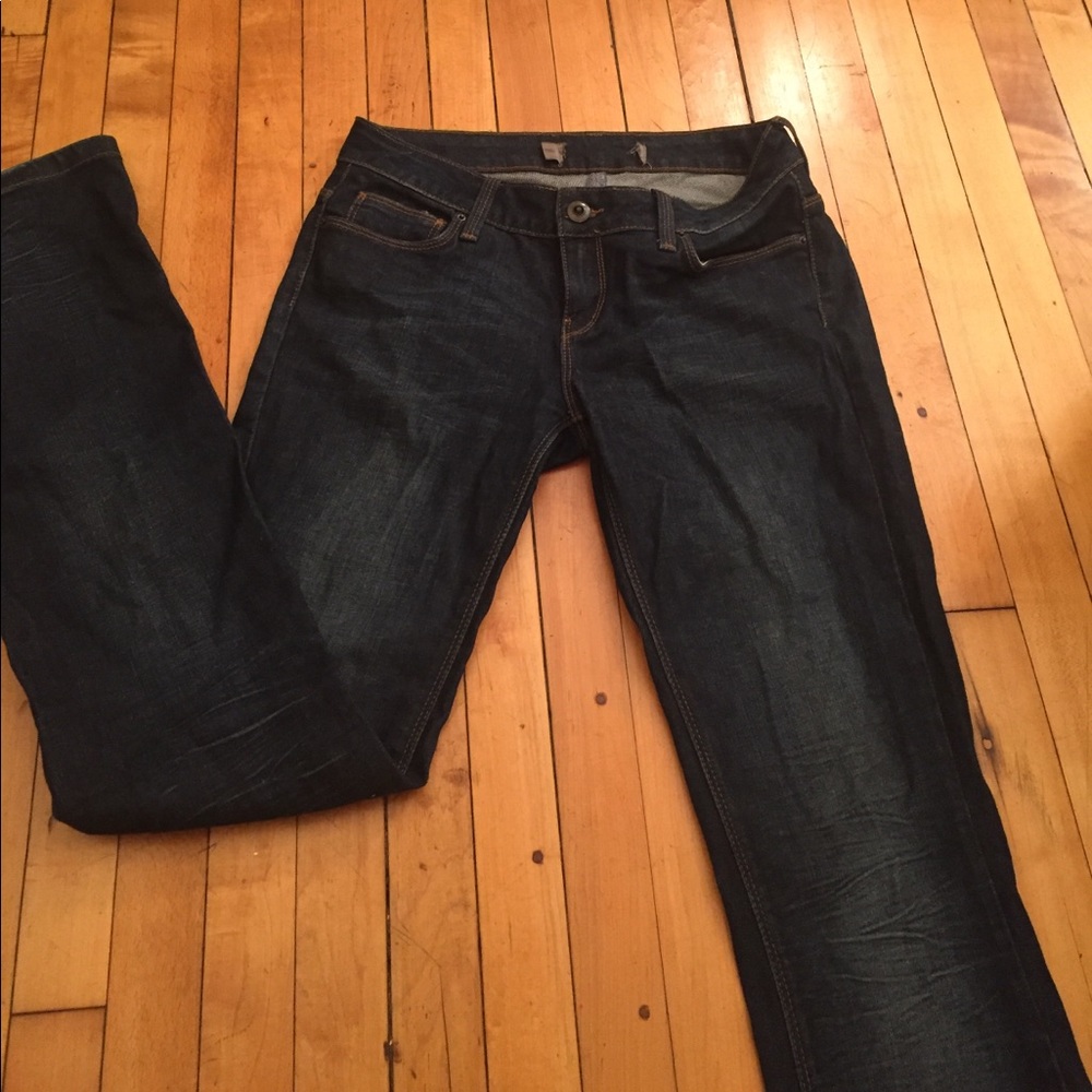 ZARA JEANS- LIKE NEW! SIZE 2-4