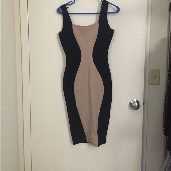 Fashion Nova Dresses & Skirts - Midi dress size m