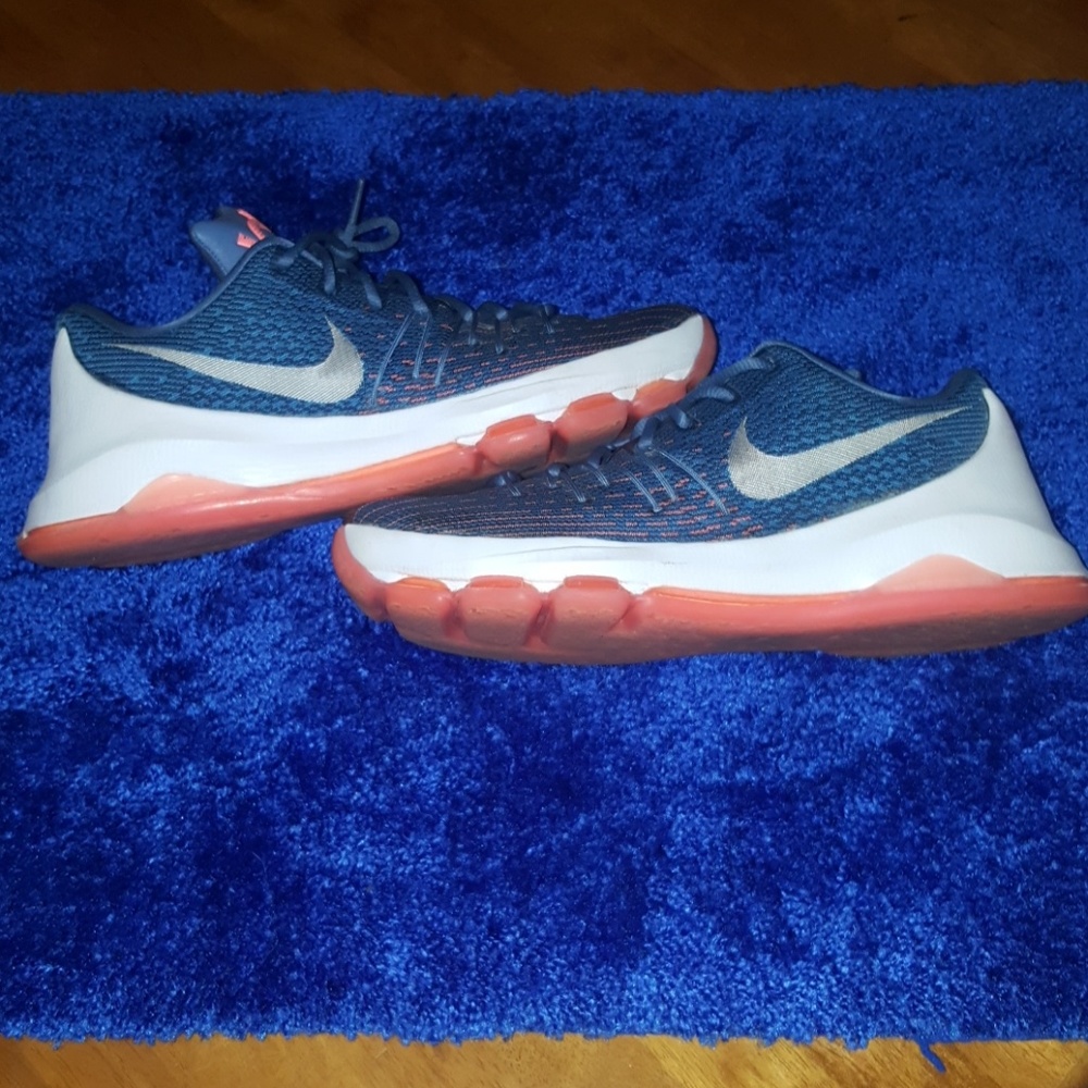 Nike Kevin Durant "KD 8" Size 9.5