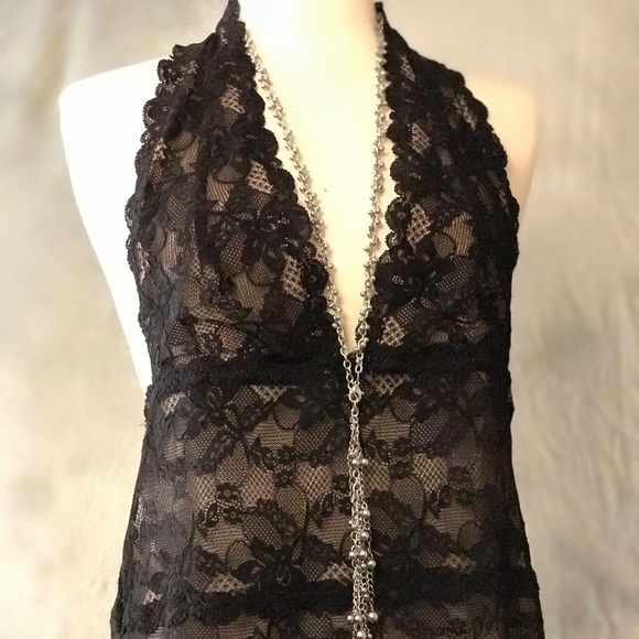 Lovely and sexy black lace halter top. - Picture 3 of 4