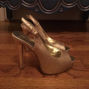 Gold Cathy Jean pumps